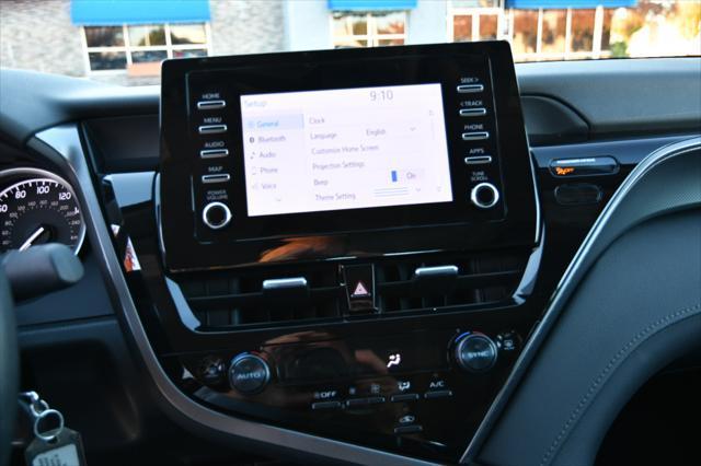 Photo of 2024 Silver Toyota Camry