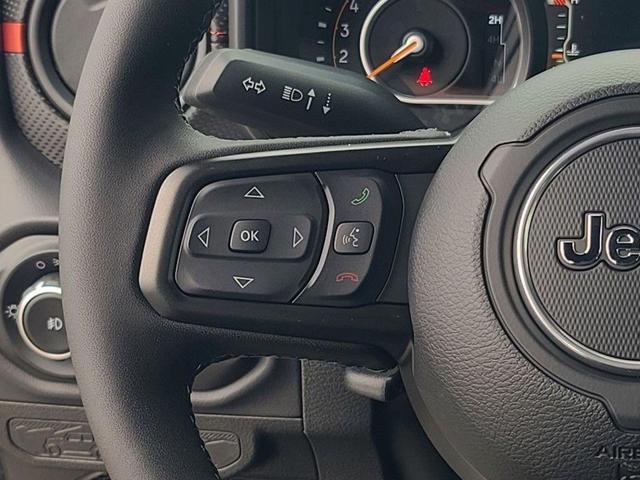 Photo of 2025 Granite Crystal Metallic Clearcoat Jeep Wrangler