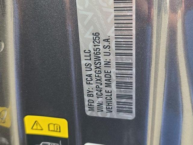 Photo of 2025 Granite Crystal Metallic Clearcoat Jeep Wrangler