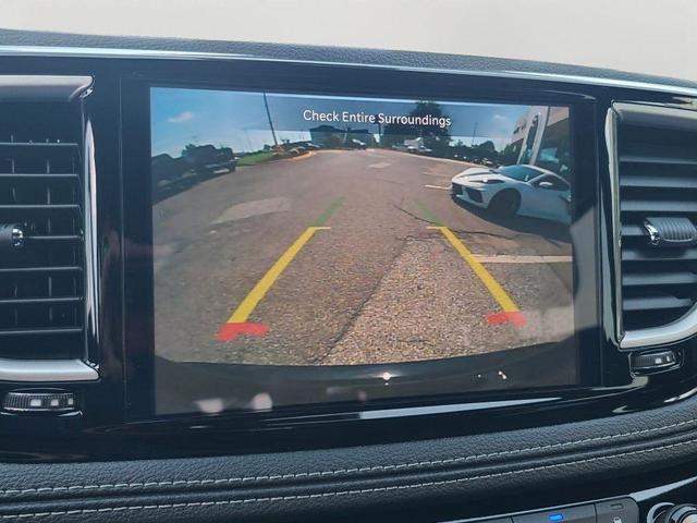 Photo of 2025 Diamond Black Crystal Pearlcoat Chrysler Pacifica