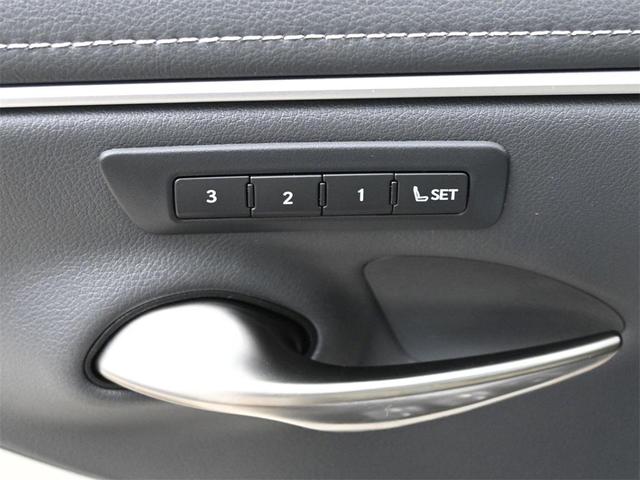Photo of 2023 Iridium Lexus ES 350