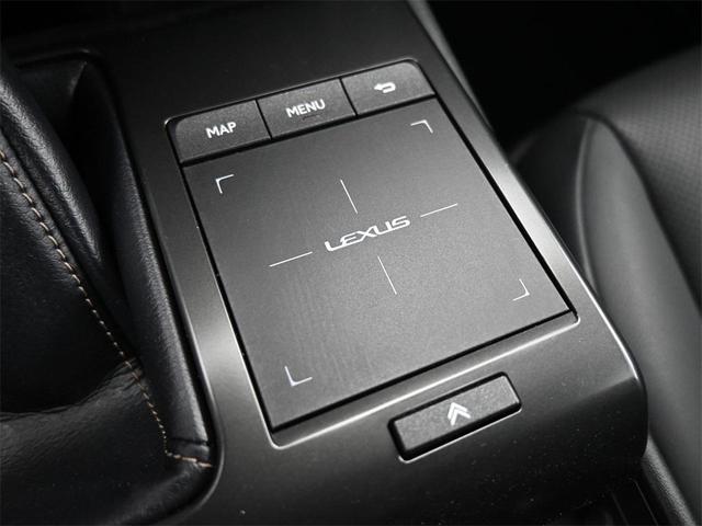 Photo of 2023 Eminent White Pearl Lexus GX 460