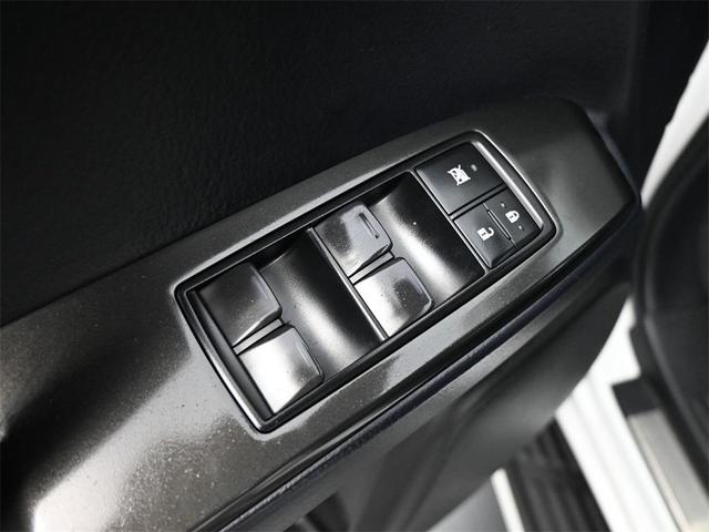 Photo of 2023 Eminent White Pearl Lexus GX 460