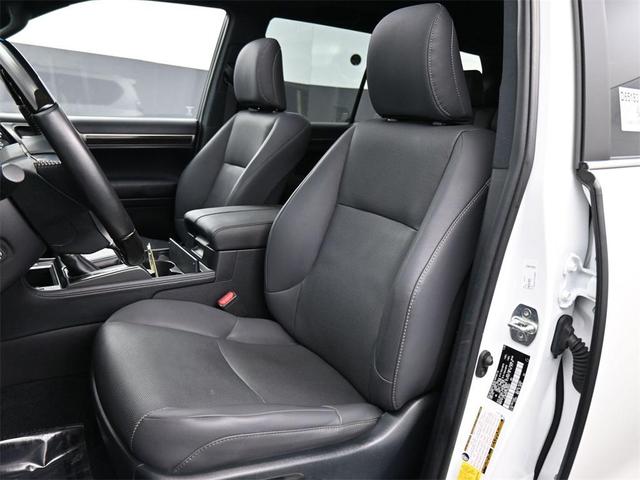 Photo of 2023 Eminent White Pearl Lexus GX 460
