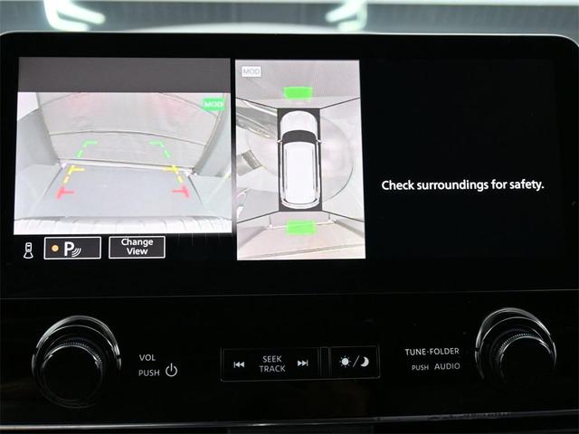 Photo of 2024 Mineral Black INFINITI QX80