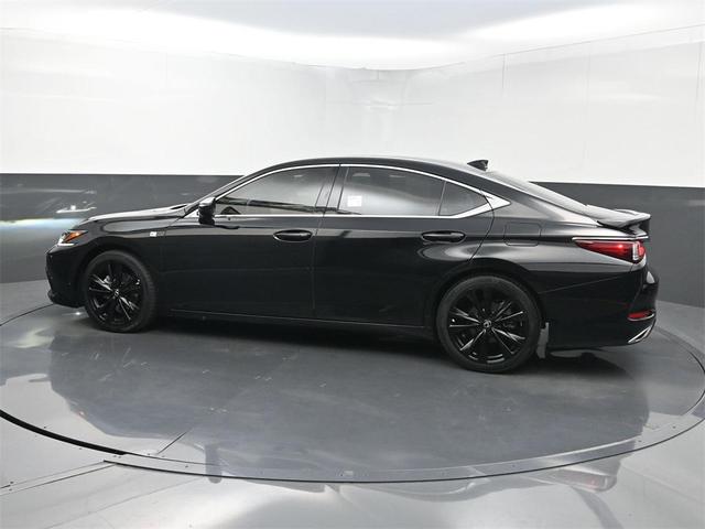 Photo of 2023 Black Lexus ES 350