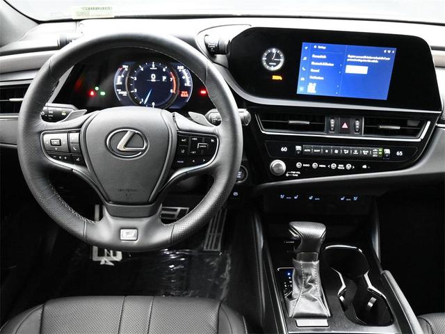 Photo of 2023 Black Lexus ES 350