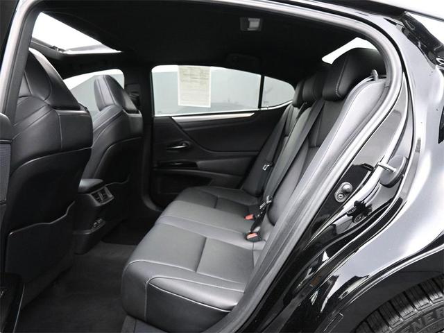 Photo of 2023 Black Lexus ES 350