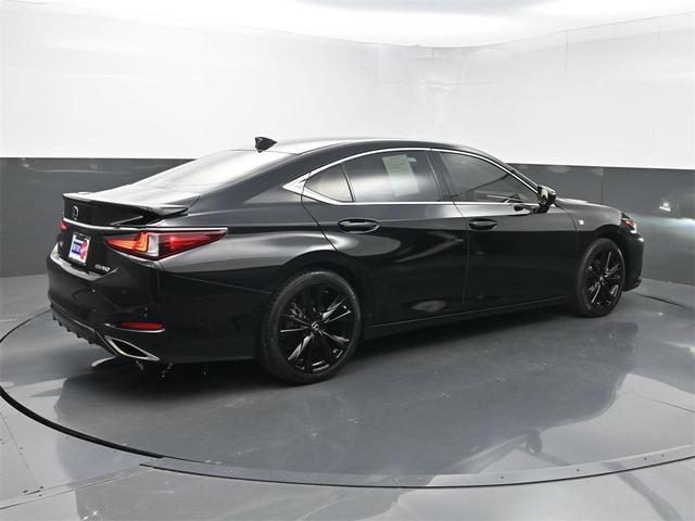 Photo of 2023 Black Lexus ES 350