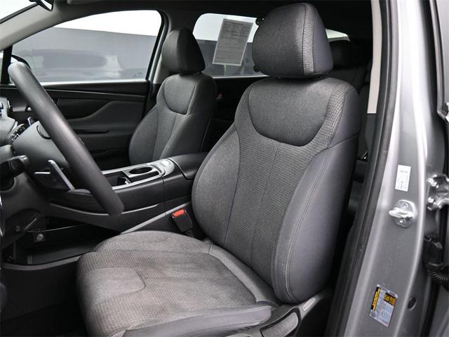Photo of 2023 Shimmering Silver Pearl Hyundai SANTA FE