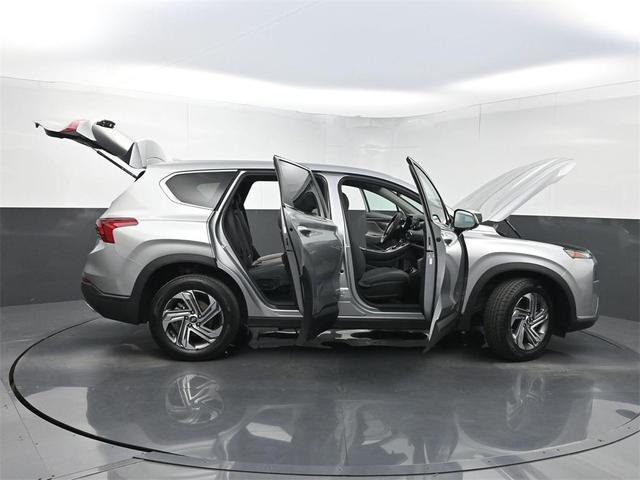 Photo of 2023 Shimmering Silver Pearl Hyundai SANTA FE