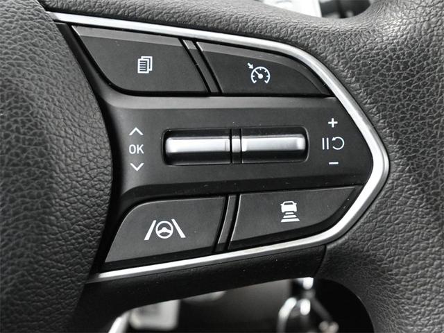 Photo of 2023 Shimmering Silver Pearl Hyundai SANTA FE