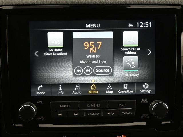 Photo of 2023 Glacier White Nissan Frontier