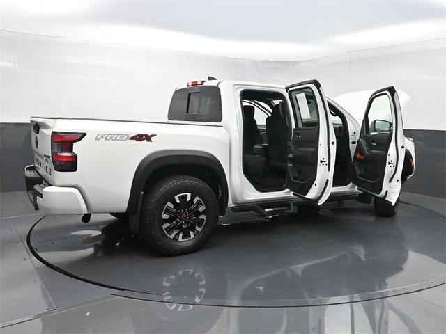 Photo of 2023 Glacier White Nissan Frontier
