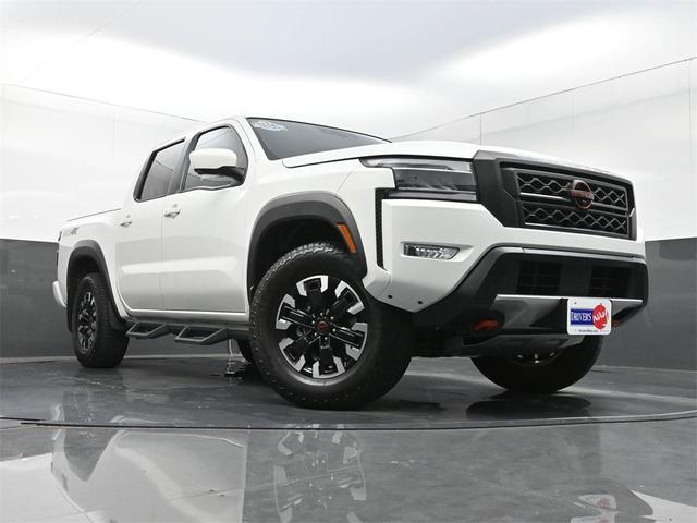 Photo of 2023 Glacier White Nissan Frontier