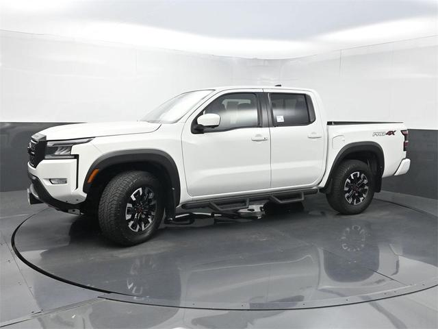 Photo of 2023 Glacier White Nissan Frontier