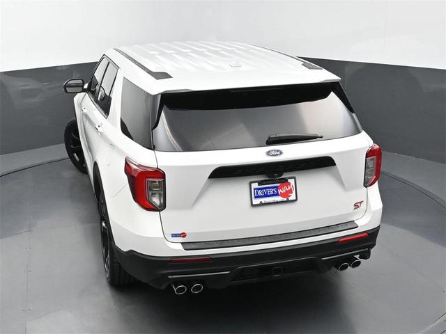 Photo of 2022 Star White Metallic Tri-Coat Ford Explorer