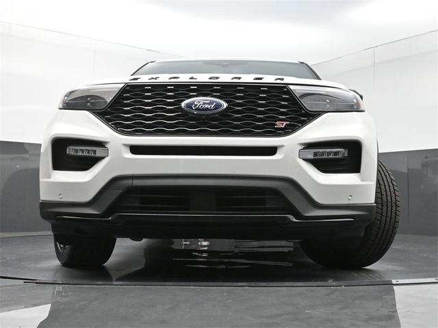 Photo of 2022 Star White Metallic Tri-Coat Ford Explorer
