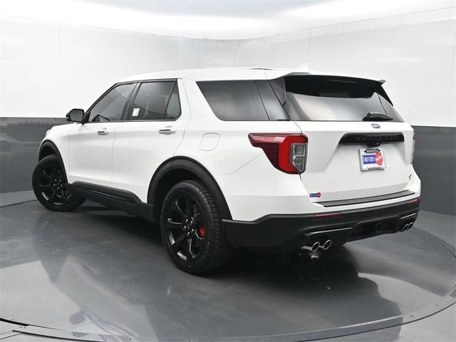 Photo of 2022 Star White Metallic Tri-Coat Ford Explorer