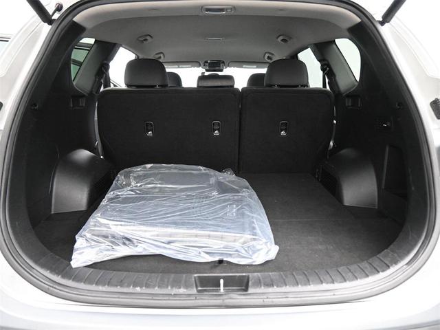 Photo of 2023 Shimmering Silver Hyundai SANTA FE