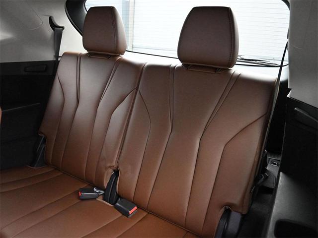Photo of 2022 Platinum White Pearl Acura MDX