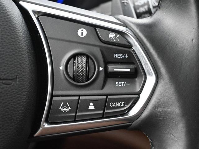 Photo of 2022 Platinum White Pearl Acura MDX