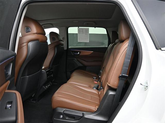 Photo of 2022 Platinum White Pearl Acura MDX