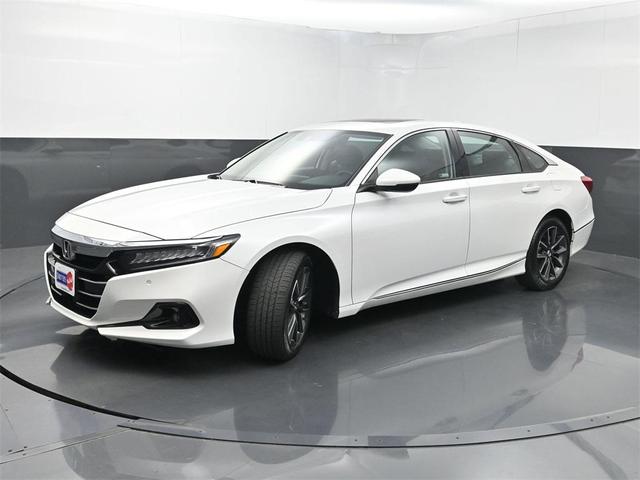 Photo of 2021 Platinum White Pearl Honda Accord