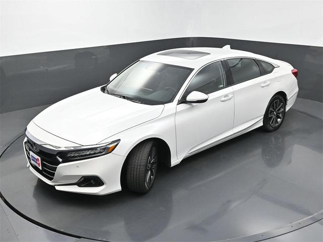 Photo of 2021 Platinum White Pearl Honda Accord