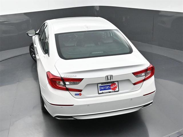 Photo of 2021 Platinum White Pearl Honda Accord