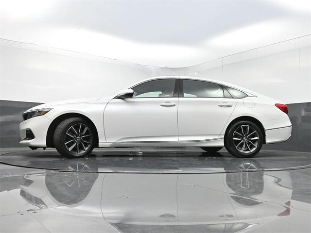 Photo of 2021 Platinum White Pearl Honda Accord
