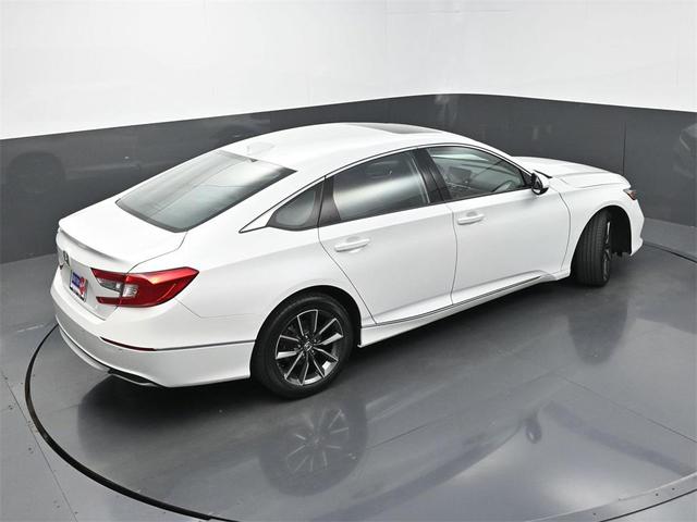 Photo of 2021 Platinum White Pearl Honda Accord