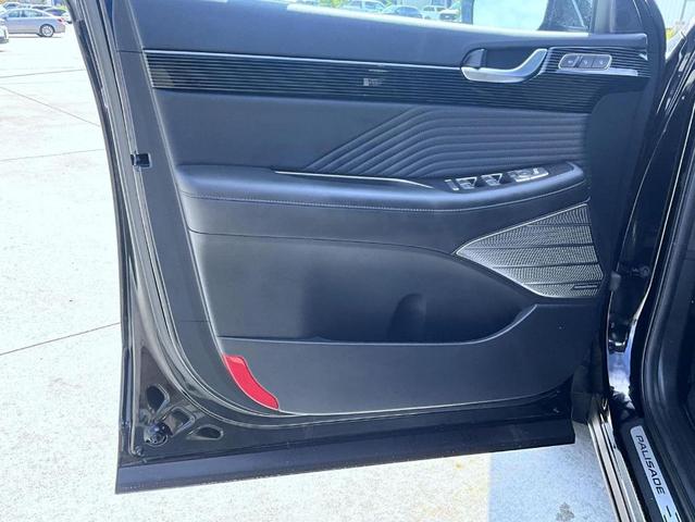 Photo of 2025 Abyss Black Pearl Hyundai PALISADE