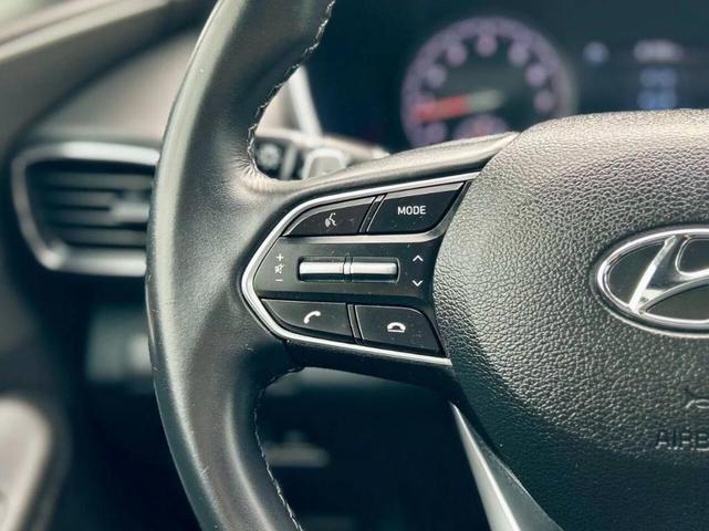 Photo of 2023 Gray Hyundai SANTA FE