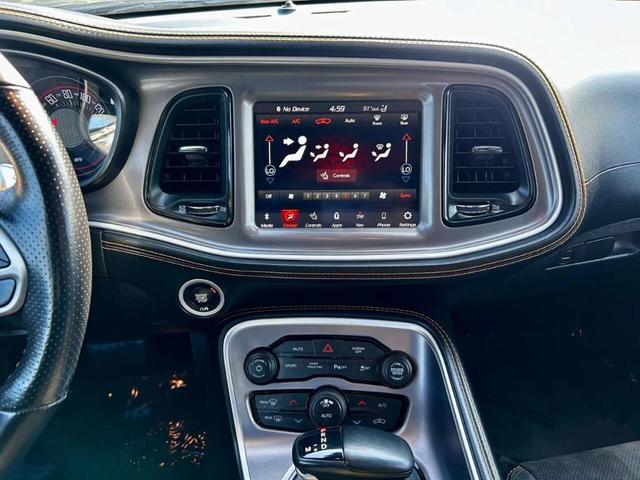 Photo of 2022 Black Dodge Challenger