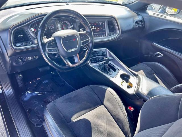 Photo of 2022 Black Dodge Challenger