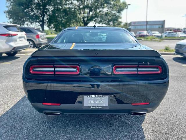 Photo of 2022 Black Dodge Challenger
