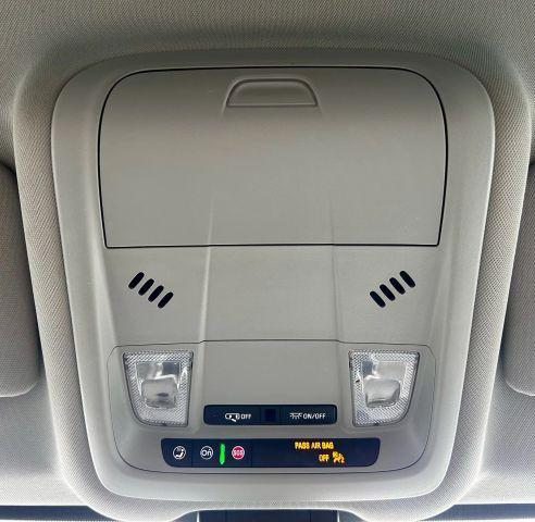 Photo of 2022 Black Chevrolet Equinox