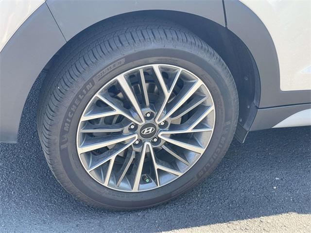 Photo of 2020 Stellar Silver Hyundai TUCSON