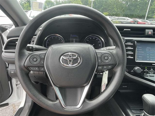 Photo of 2020 Super White Toyota Camry
