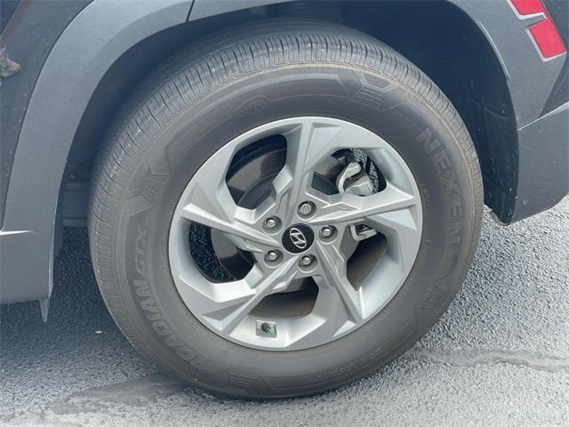 Photo of 2024 Black Pearl Hyundai TUCSON