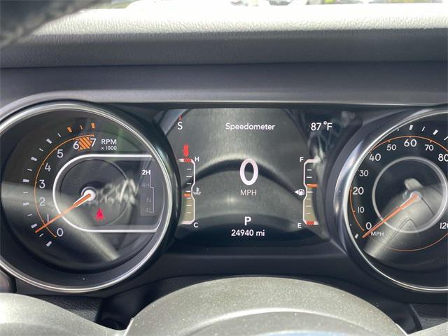 Photo of 2023 Black Clearcoat Jeep Wrangler