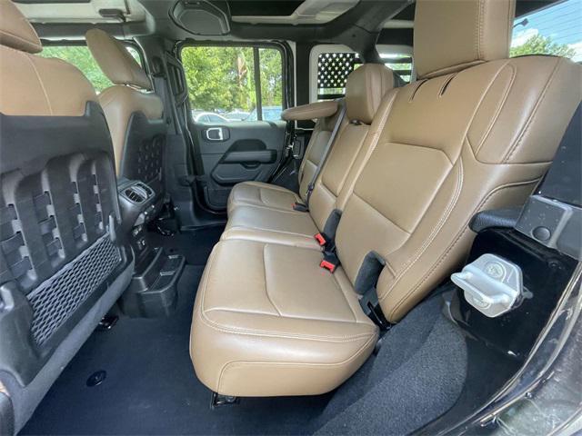 Photo of 2023 Black Clearcoat Jeep Wrangler