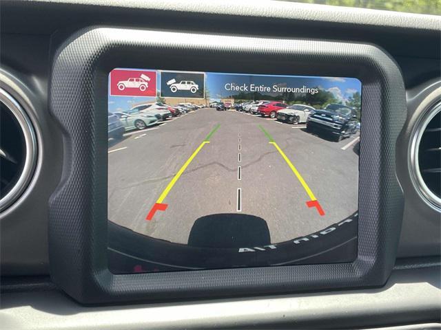 Photo of 2023 Black Clearcoat Jeep Wrangler