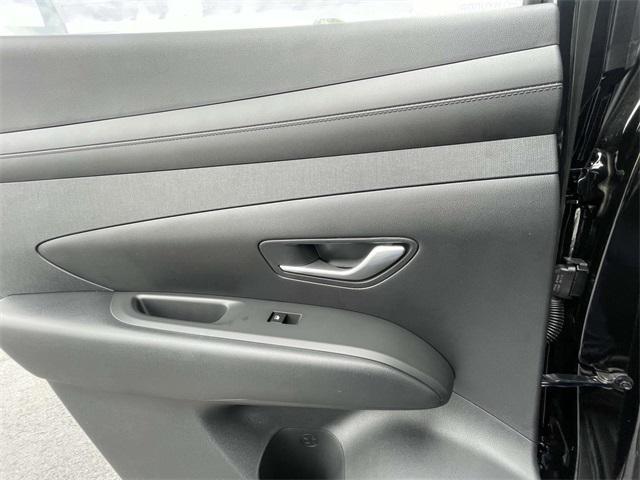 Photo of 2025 Ash Black Hyundai TUCSON Hybrid