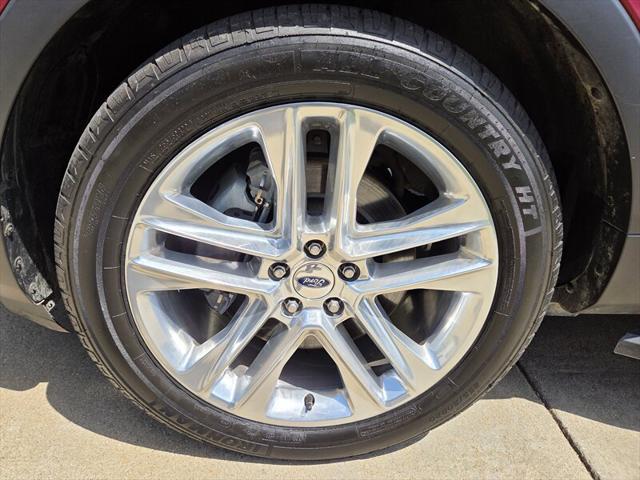 Photo of 2016 Ruby Red Metallic Tinted Clearcoat Ford Explorer