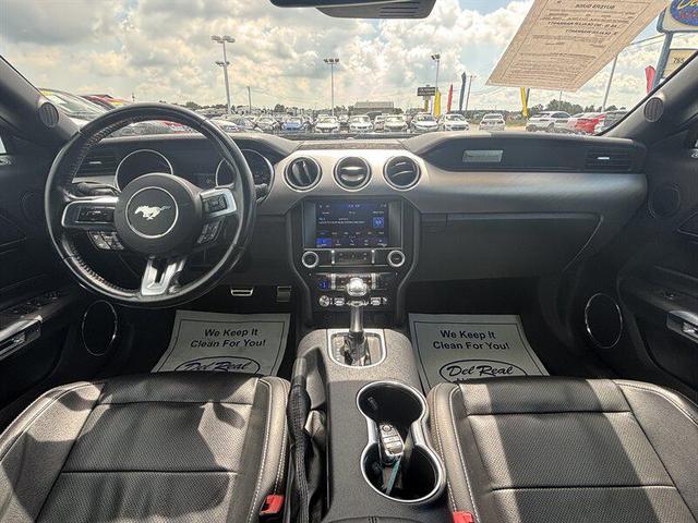 Photo of 2022 Atlas Blue Ford Mustang