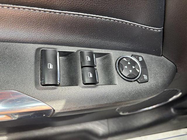 Photo of 2022 Atlas Blue Ford Mustang