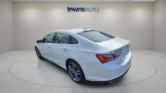 Photo of 2022 Summit White Chevrolet Malibu