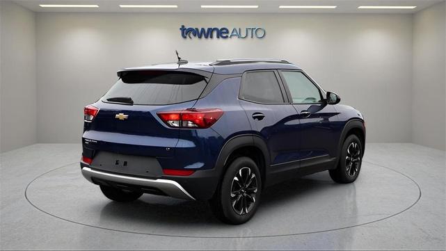 Photo of 2022 Blue Glow Metallic Chevrolet Trailblazer